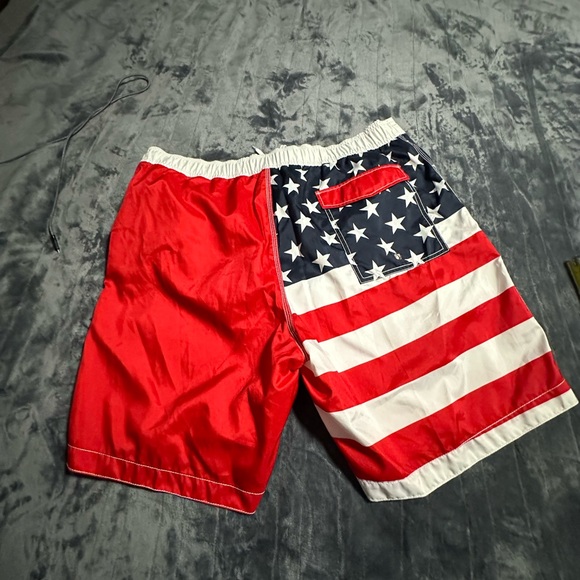 Men’s Old Navy Swim Surf Trunks Shorts Size 2XL USA Red White Blue Flag. - Picture 2 of 6